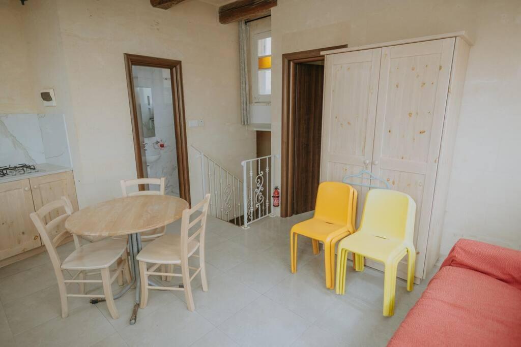 Double Heated Pools, Free Ac